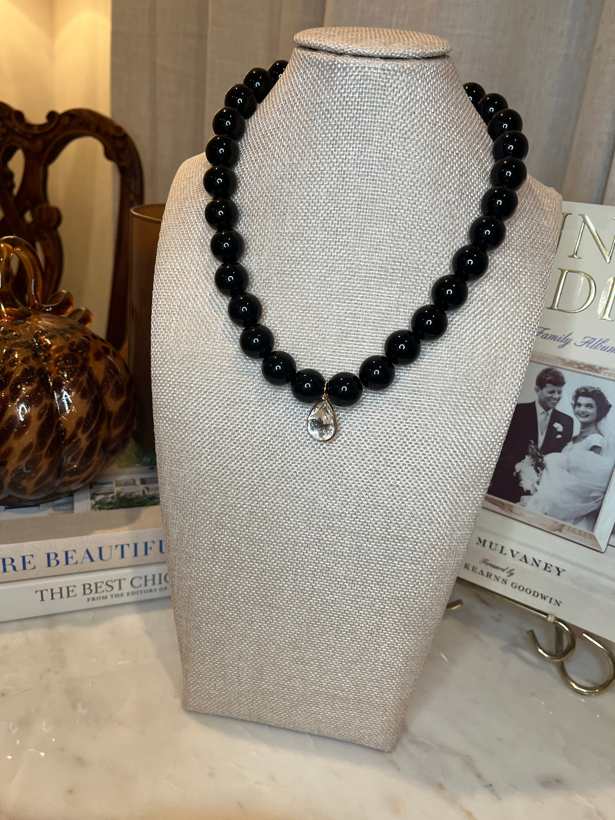 Black teardrop
