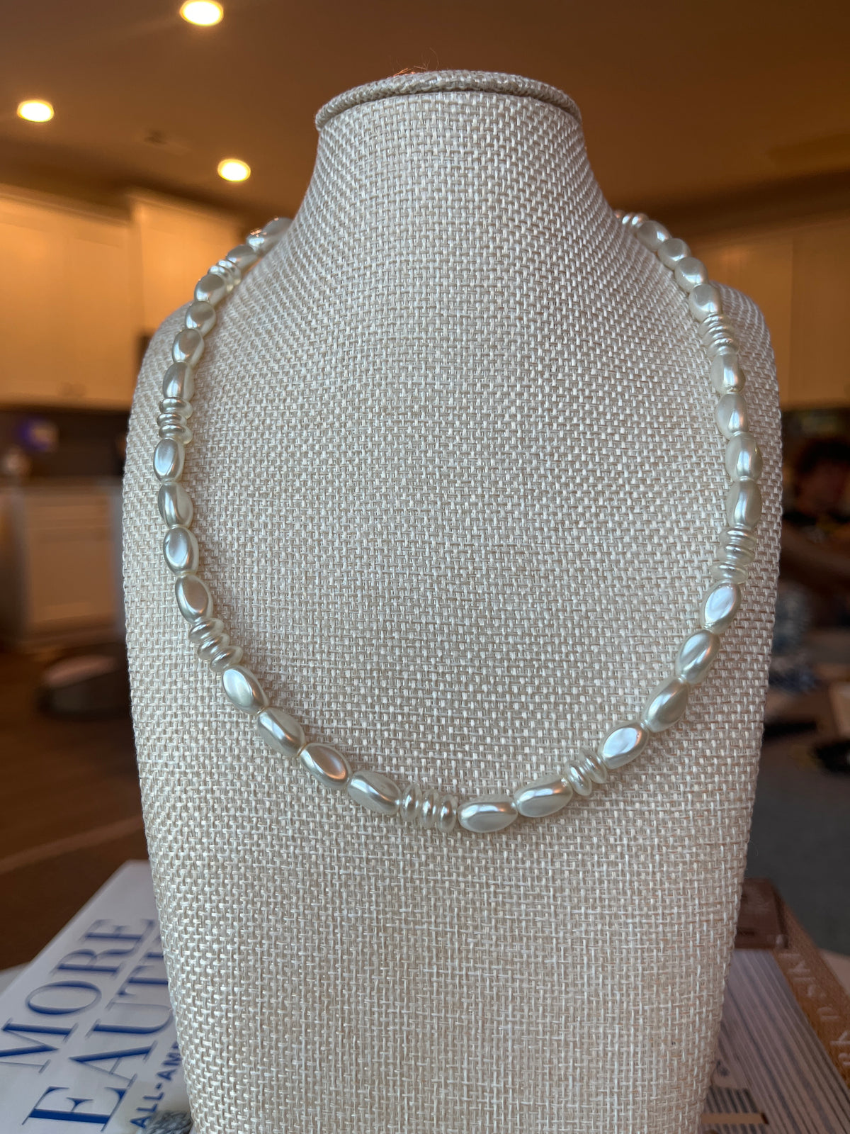 Two type pearl choker