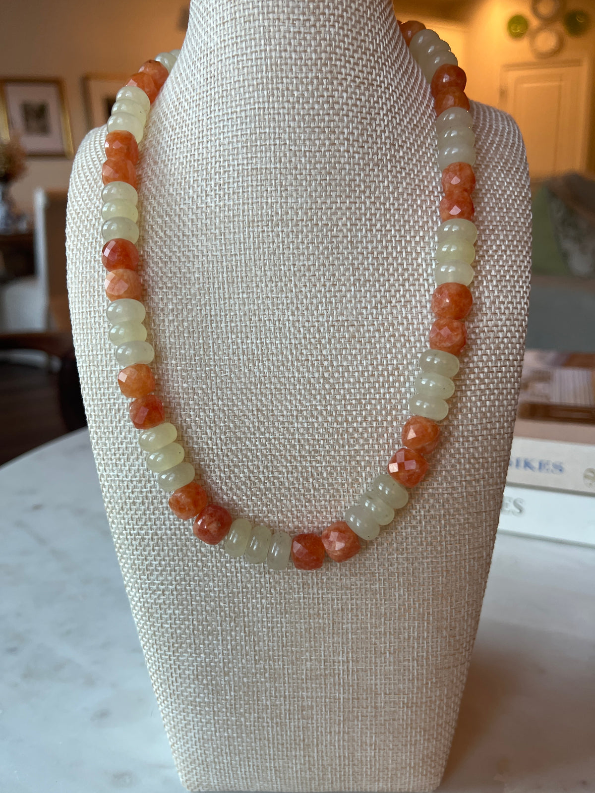 Two toned orange necklace