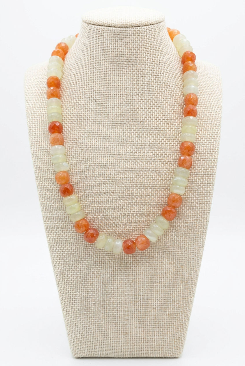 Two toned orange necklace